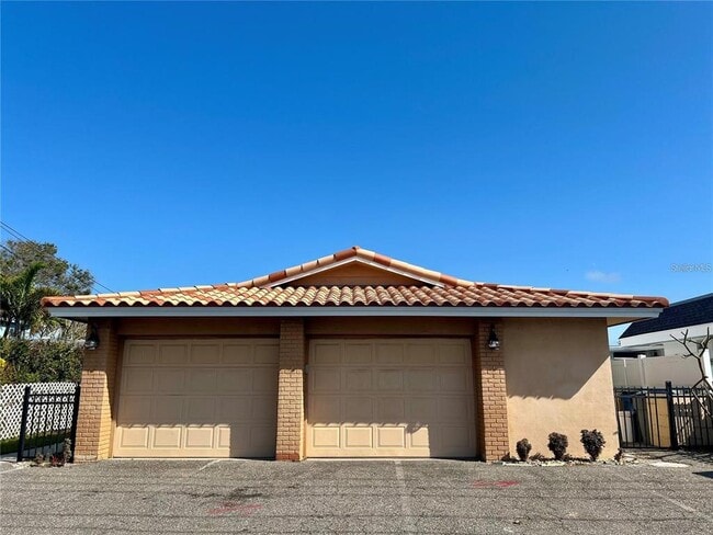 property at 11315 3rd St E