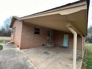 1758 Locke Ln in Rock Hill, SC - Building Photo - Building Photo