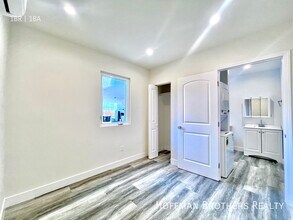 420 N Sierra Bonita Ave in Los Angeles, CA - Building Photo - Building Photo