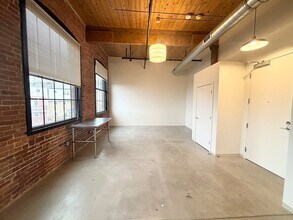 88 Gerrish Ave, Unit 317 in Chelsea, MA - Building Photo - Building Photo