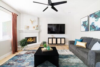 5611 E Grandview Rd-Unit -ID1054267P in Scottsdale, AZ - Building Photo - Building Photo