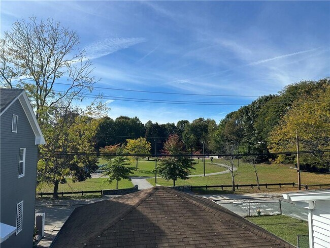 24 Vale St in Providence, RI - Building Photo - Building Photo