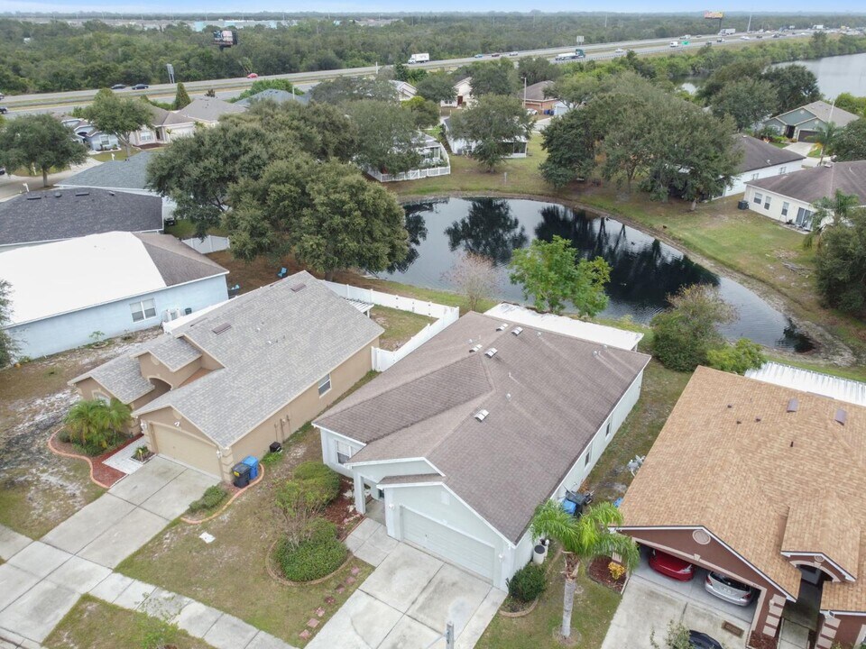 9619 Cypress Harbor Dr in Gibsonton, FL - Building Photo