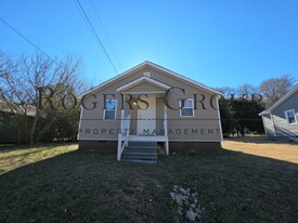 215 Mineral Springs Rd in Louisburg, NC - Building Photo