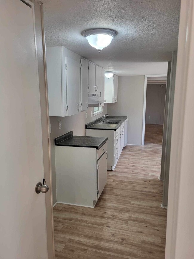 2607 Co Rd 3204 in De Kalb, TX - Building Photo - Building Photo