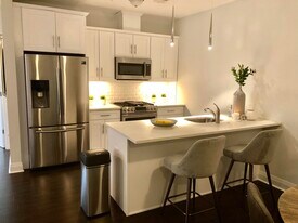 1901 Summit Ave in Union City, NJ - Building Photo