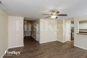 5707 Fossil Canyon in San Antonio, TX - Building Photo - Building Photo