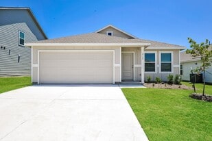 10136 Dalgreen Cir in Fort Worth, TX - Building Photo