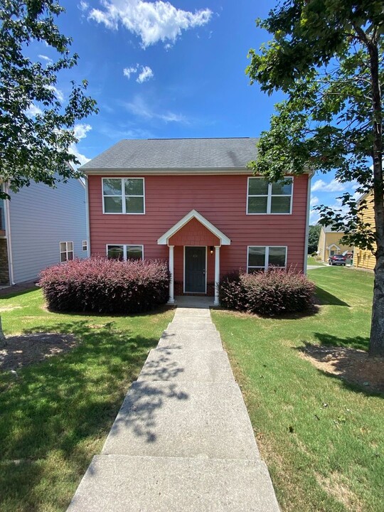 124 Fern Ridge Ct in Athens, GA - Foto de edificio