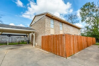 1930 Avenue B in Katy, TX - Building Photo - Building Photo