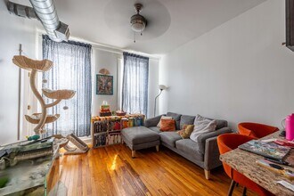 1643 S Throop St in Chicago, IL - Building Photo - Building Photo