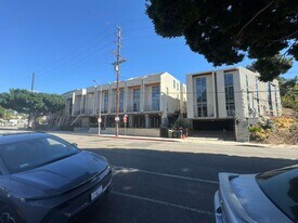 4548 Huntington Dr S, Unit 4570 huntington dr in Los Angeles, CA - Building Photo