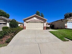 27806 Hillpointe Dr in Menifee, CA - Building Photo