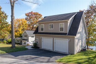 4027 Graywood N in Geneseo, NY - Building Photo