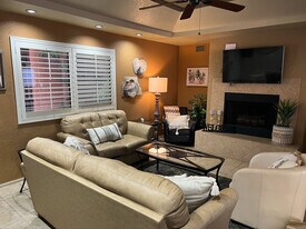 5051 N Sabino Canyon Rd in Tucson, AZ - Building Photo