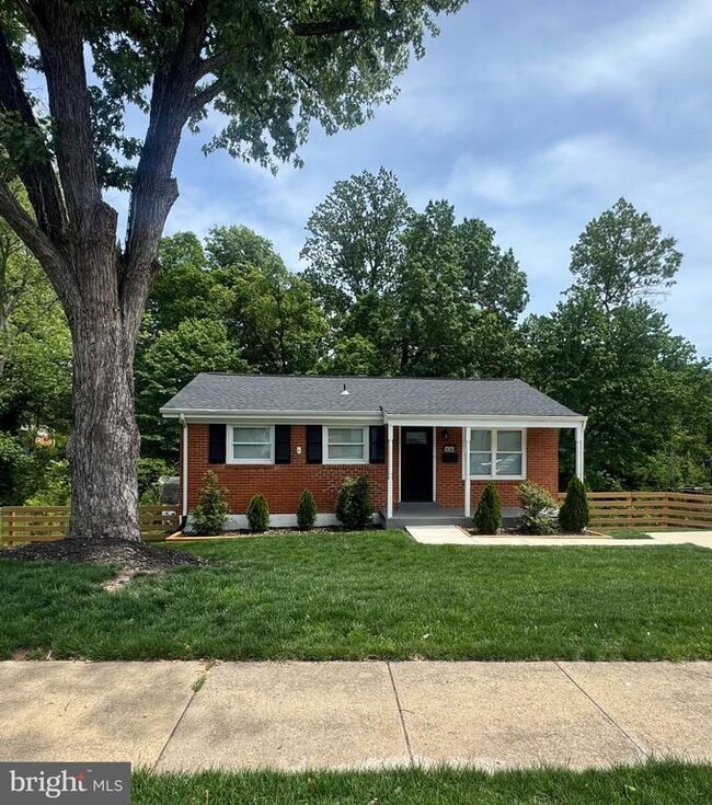property at 14343 Belleville Ave