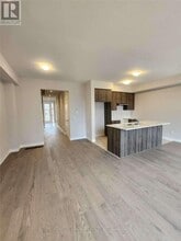 109 Yale Dr in Hamilton, ON - Building Photo - Building Photo