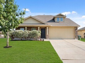 303 Camellia Dr in Hutto, TX - Building Photo