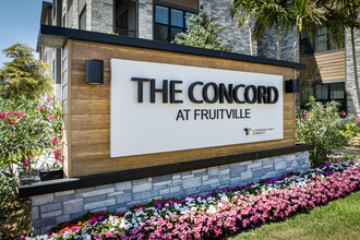 The Concord Luxury Apartments in Sarasota, FL - Building Photo - Building Photo