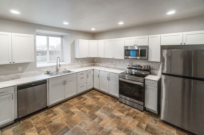 2229 E Boone Ave in Spokane, WA - Building Photo - Building Photo