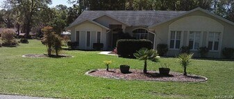 2620 E Newhaven St in Inverness, FL - Building Photo