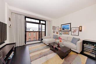 29 Otis St in Cambridge, MA - Building Photo - Building Photo