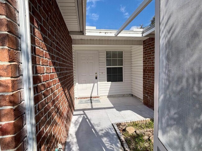 1817 Cotton Tree Ct in Fort Walton Beach, FL - Foto de edificio - Building Photo