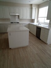 6061 Caddington Row in San Diego, CA - Building Photo - Building Photo