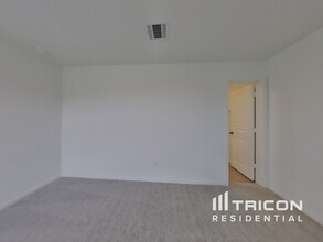 3013 Dawn Sound Dr in Park Row, TX - Building Photo - Building Photo