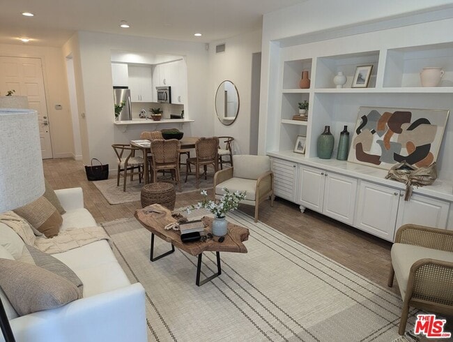 property at 7100 Playa Vista Dr