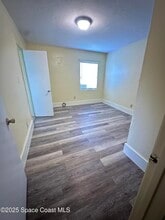 1057 S Deleon Ave in Titusville, FL - Building Photo - Building Photo