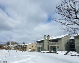 1214 Spruce Hills Dr in Glen Gardner, NJ - Building Photo - Building Photo