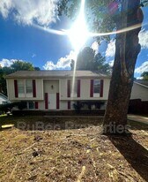 4828 Harri Ann Dr in Charlotte, NC - Building Photo