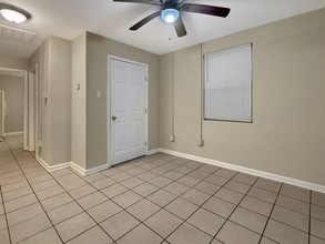 1317 Harrison Ave in New Orleans, LA - Foto de edificio - Building Photo