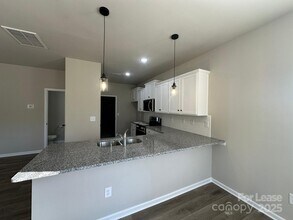 9050 Stoney Waters Ct in Charlotte, NC - Building Photo - Building Photo