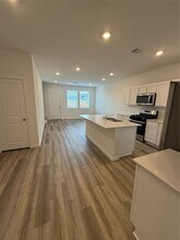1002 Moon Drop Ln in Houston, TX - Building Photo - Building Photo