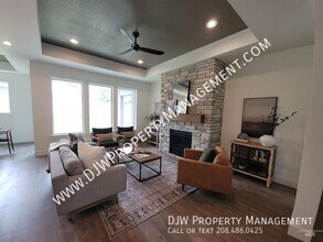 4658 S Hennessy Ave in Meridian, ID - Building Photo - Building Photo