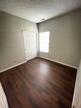 3704 Reflections Dr in Indianapolis, IN - Building Photo - Building Photo