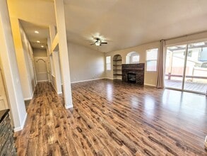 8713 Spinner Ct in Reno, NV - Building Photo - Building Photo