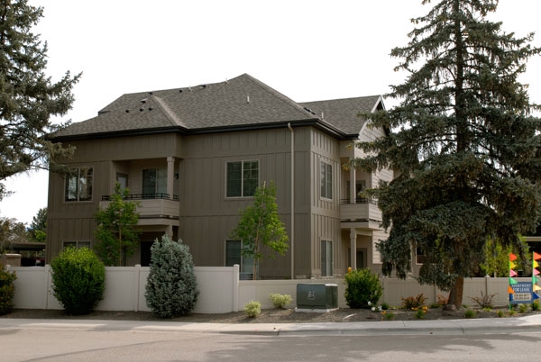 Ustick Corner Apartments in Boise, ID - Building Photo