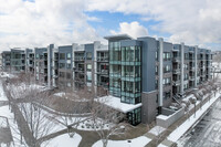 Riverfront Flats in St. Paul, MN - Building Photo - Primary Photo