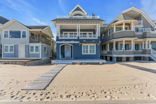 289 Beach Front