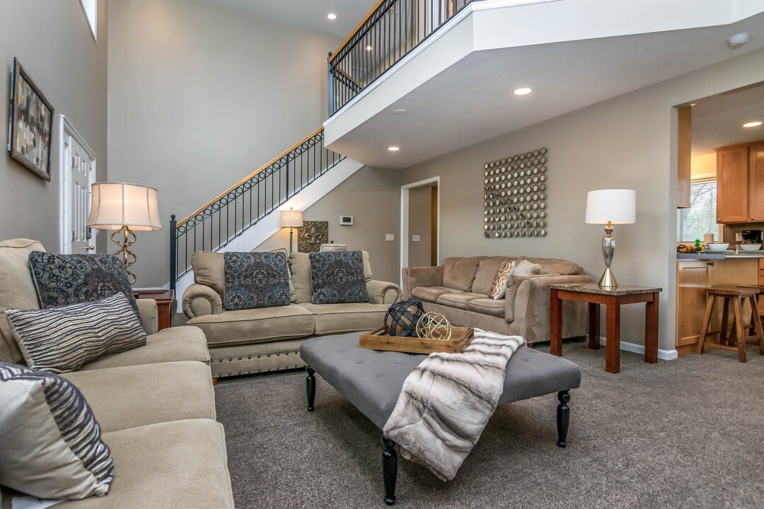 675 E Union Sq in Sandy, UT - Building Photo