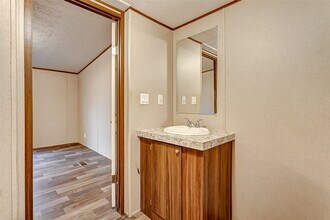 10757 Doe Hill Dr in Montgomery, TX - Building Photo - Building Photo