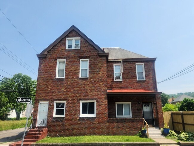 property at 732 Idlewood Ave