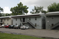 Fairwood Apartments in Baton Rouge, LA - Foto de edificio - Building Photo