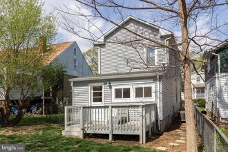 31 W Southwerk St in Winchester, VA - Building Photo - Building Photo