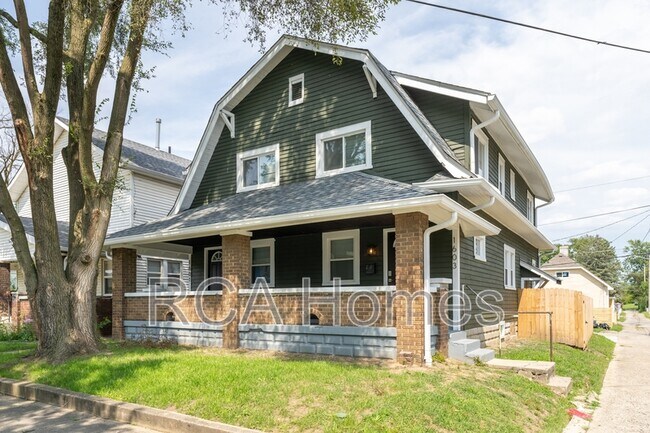 property at 1603 Villa Ave