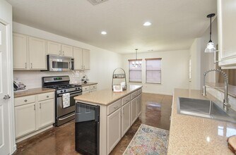 17722 Meadow Crossing Ln in Houston, TX - Building Photo - Building Photo