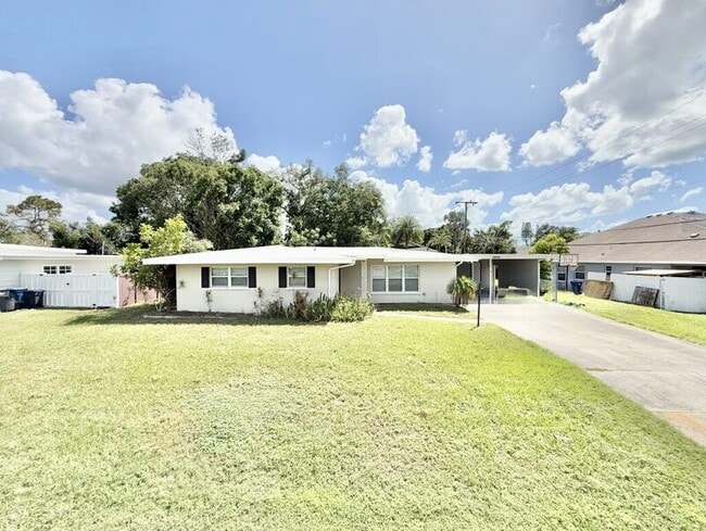 318 Pearl Ave
